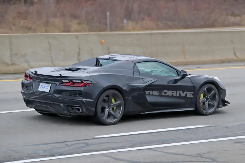 Corvette Hybrid pravděpodobně s dvojspojkovou převodovkou.