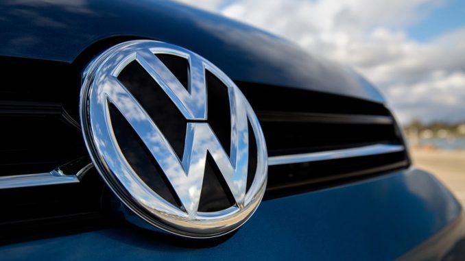 Automobilový gigant Volkswagen se dobře vypořádal s těžkým rokem