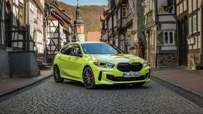 Německá automobilka BMW aktualizuje a vydává nový model M135i xDrive