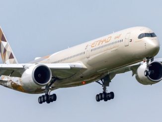 Letecká společnost Etihad Airways ze Spojených arabských emirátů představuje posilu do své flotily. Je jím letadlo Airbus A350