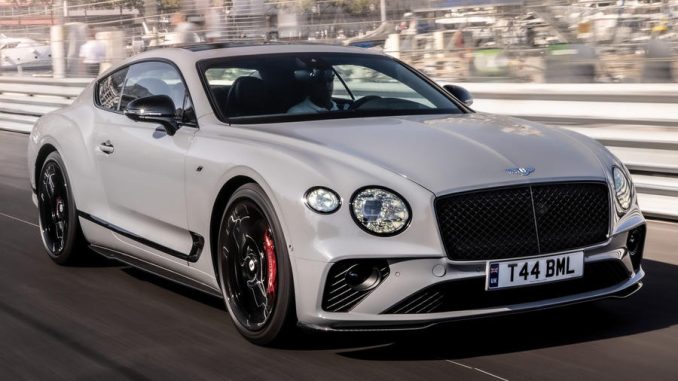 Automobilka Bentley představuje model Continental GT V8 řady S. Má nový design a můžeme si jej pořídit ve formě kupé nebo kabrioletu