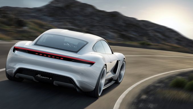 Nové vylepšení modelu Porsche Taycan poskytne pár desítek kilometrů dojezdu navíc. Nabídne i efektivnější nabíjení