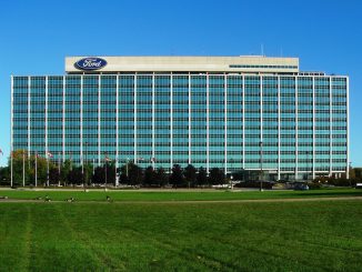 Nejnovější solární projekt automobilové společnosti Ford posune její operace v Michiganu k provozu na 100 % čisté energie