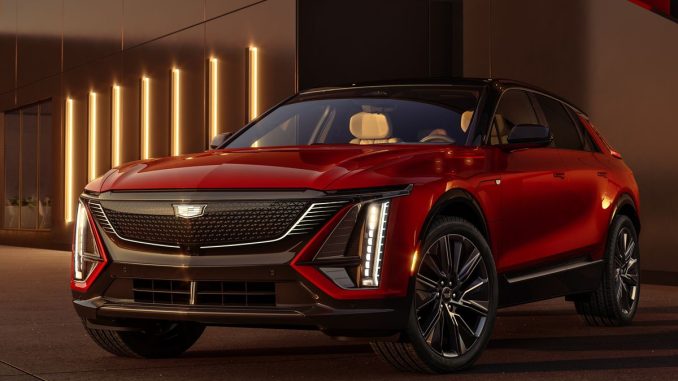 Nová webová stránka představuje Cadillac Lyriq 2024, s novými úrovněmi výbavy, koly a barev. Dále nabízí více sportovních prvků