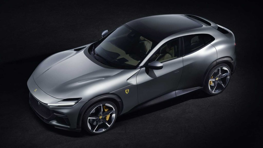 Před rokem automobilka Ferrari představila své SUV Purosangue. V roce 2025 automobilka z italského Maranella představí svůj první elektromobil