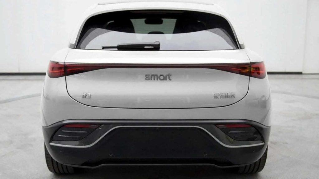 Generální ředitel společnosti Smart Europe Dirk Adelmann podle Automotive News Europe uvedl, že nový elektromobil má být "větší, prostornější a sportovnější"