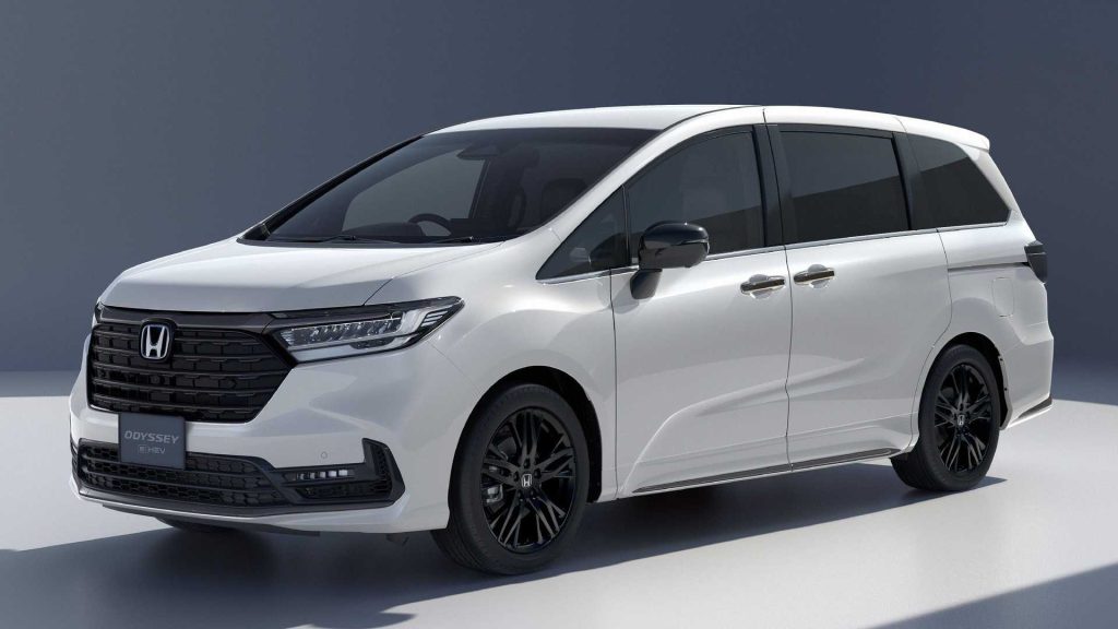 JDM Odyssey, dovážený z továrny Guangqi Honda v Guangzhou, vychází z druhého faceliftu minivanu představeného na konci roku 2020