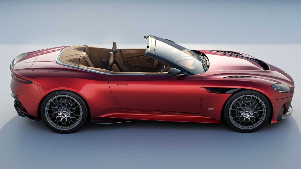 I když je vzhled subjektivní, nikdo nemůže popřít, že jde o nejvýkonnější silniční vůz Aston Martin všech dob
