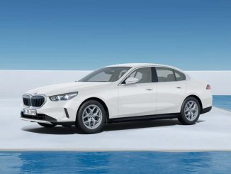BMW představilo novou řadu 5. Německý konfigurátor je již v provozu, a tak máme možnost prohlédnout si základní model s označením BMW 520i