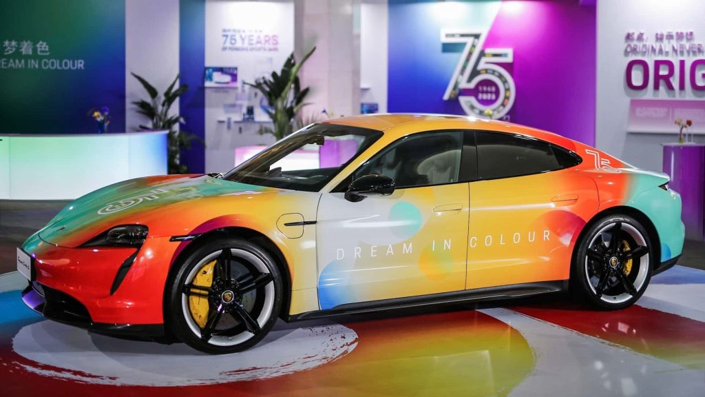 Od zahájení výroby Porsche Taycan v roce 2019 vytvořila automobilka několik uměleckých vozů. Nejnovější exemplář se představil na akci 2023 Photofairs Shanghai, která je oslavou fotografie a digitálních uměleckých děl