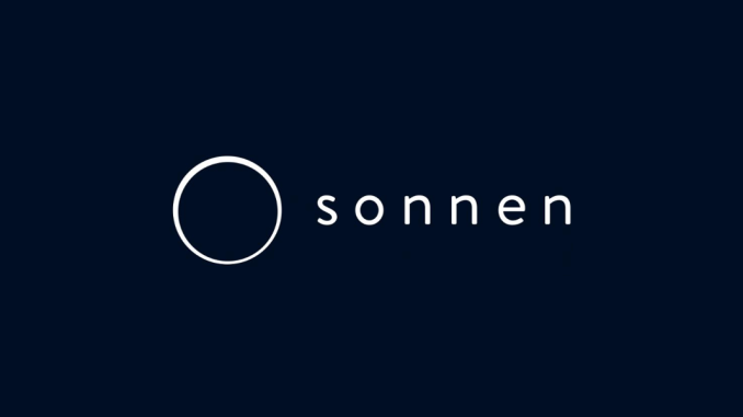 Společnost Sonnen již nějakou dobu propojuje a řídí své fotovoltaické systémy, domácí úložné systémy a nástěnné boxy ve virtuální elektrárně