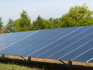 Výrobce tenkovrstvých fotovoltaických článků First Solar potvrdil, že v Louisianě vznikne jeho pátý výrobní závod v USA