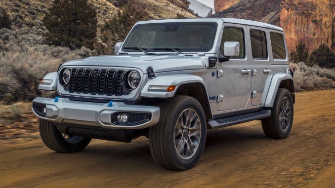Jeep představil Wrangler 2024 pro americký trh již v červnu letošního roku a nyní nastal čas, aby se představil i jeho evropský sourozenec