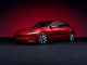 Po šesti letech a dvou milionech celosvětově prodaných kusů Tesla oživila Model 3 novými vylepšeními, zvětšením dojezdu a vylepšením funkcí