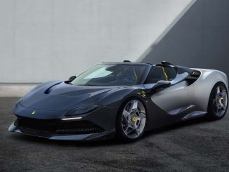 Divize speciálních projektů Ferrari má plné ruce práce s vývojem dalšího vozu. Model SP-8 je vlastně Ferrari F8 Spider bez stahovací střechy