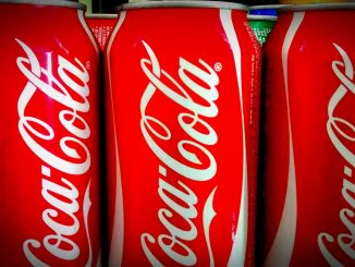 Zdravotnické úřady v Chorvatsku nařídily firmě Coca-Cola, aby stáhla některé výrobky. Ve 3 městech bylo zaznamenáno několik případů otravy