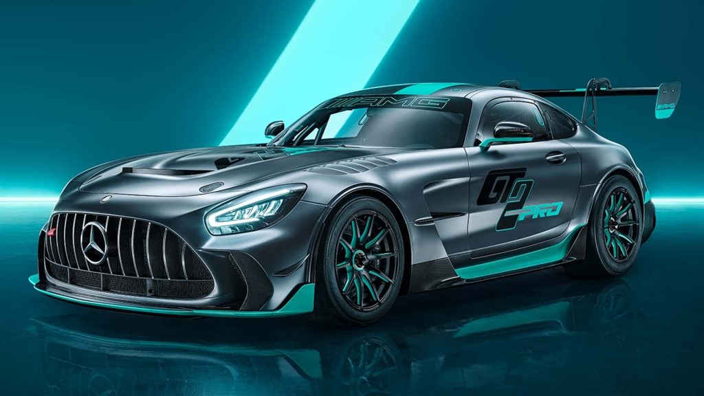 Mercedes u nového modelu upravuje aerodynamiku přidáním větších koncovek zadního křídla