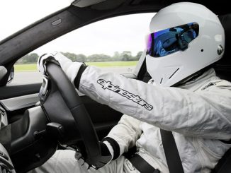 Ben Collins působil osm let v bílém obleku Stiga v pořadu Top Gear. V nedávném videorozhovoru prozradil, jaké to bylo tam pracovat