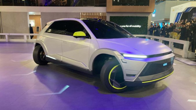 Na veletrhu CES v Las Vegas koncepční elektromobil Hyundai Mobion představil úplně novou technologii s označením e-Corner