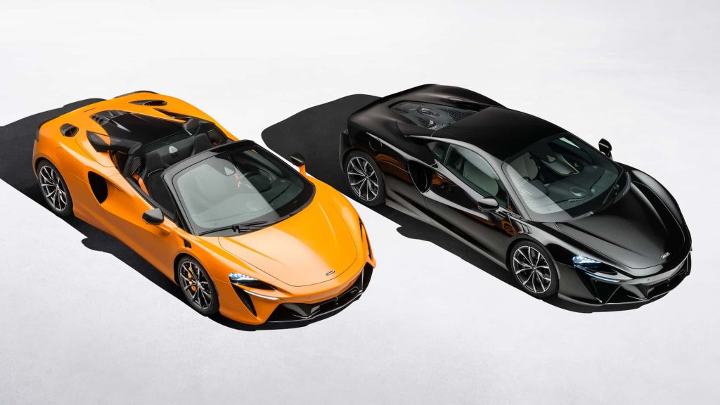 McLaren zpřístupňuje vylepšení modelu Artura Spider i pro kupé Artura, včetně zvýšení výkonu