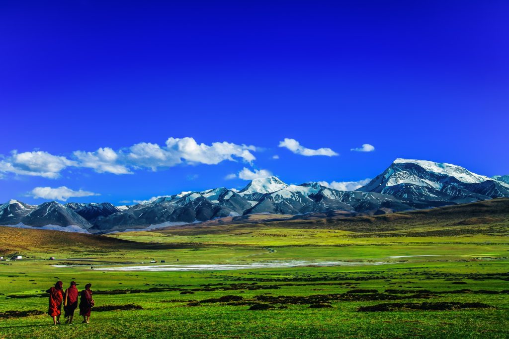 Mezi zkoumanými komunitami nejvíce lidí, kteří uvedli, že jejich životní spokojenost je na nejvyšší úrovni (10), byli Tibeťané