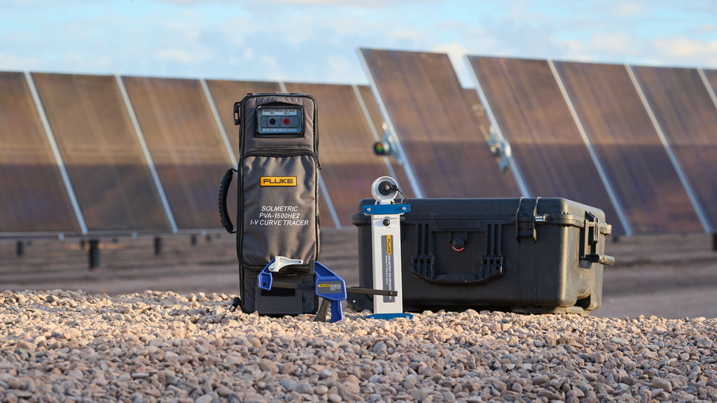 Fluke představuje indikátor IV křivky pro solární průmysl