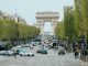 Akce na slavném pařížském bulváru Champs-Élysées je přístupná všem, ale pouze 4 000 lidí získá přístup na obří piknik