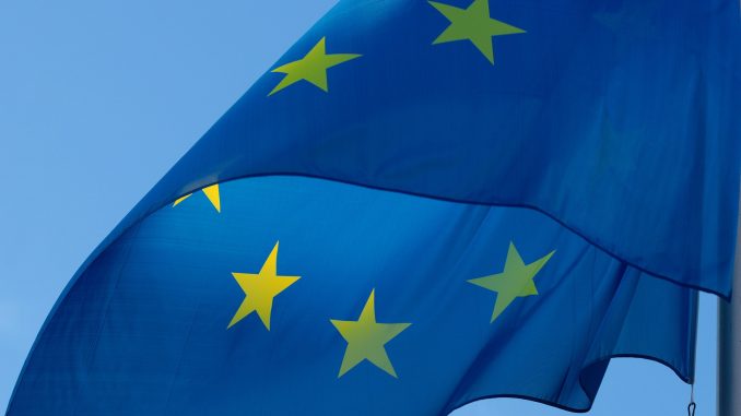 Členské státy EU přijaly směrnici o energetické náročnosti budov (EPBD), jejímž cílem je snížit celkovou spotřebu energie v budovách v Evropě