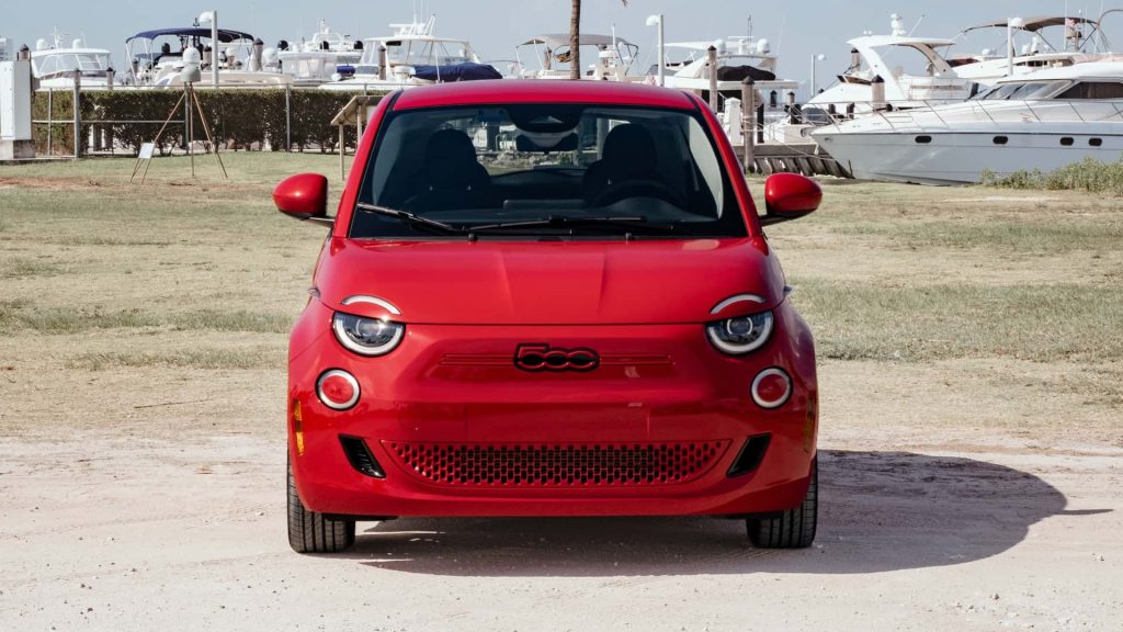 Před několika lety Fiat oznámil, že do konce desetiletí přejde na čistě elektrický pohon