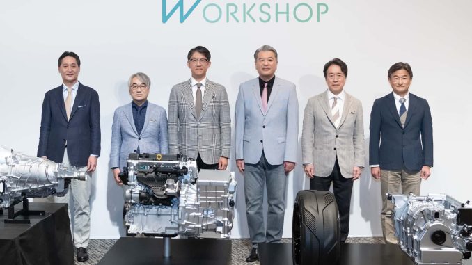 Toyota, Mazda a Subaru v Japonsku uspořádaly společnou konferenci, na které hovořily o tom, že začnou vyrábět nové spalovací motory