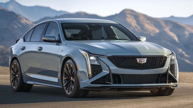 Pro faceliftovaný model CT5-V Blackwing 2025 Cadillac právě představil nový „Precision Package“, který přináší různé úpravy podvozku