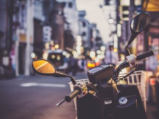 Honda a Yamaha, dva giganti motocyklového průmyslu, spojili síly, aby přetvořili budoucnost elektrických dvoukolových vozidel