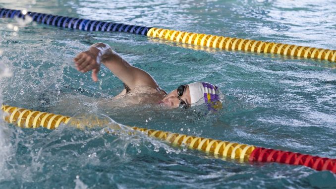 Gertrude Ederleová jako první žena v historii totiž přeplavala kanál La Manche a zásadně tak změnila postavení žen ve světě sportu