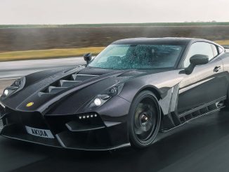 Britský výrobce sportovních vozů Ginetta představil model Akula v březnu 2019 na ženevském autosalonu. Nyní značka představuje sériovou verzi