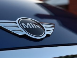 Připravovaný model Cooper JCW E od Mini odhalilo veřejnosti trochu dříve čínské ministerstvo průmyslu a informačních technologií (MIIT)